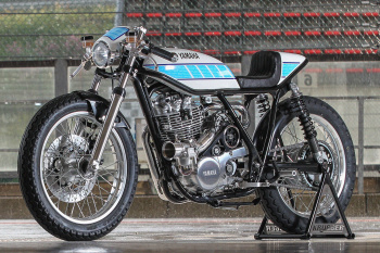 Supercharged Krugger-built Yamaha SR400 pays homage to 1970s Yamaha TZ racebikes
