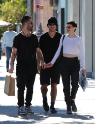 Rose McGowan - Out and about in LA, 17 января 2015 (30xHQ) Wa53m2EU