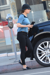Mila Kunis - Mila Kunis - Leaving Sweet Lady Jane Bakery in LA - February 19, 2015 (18xHQ) WqwpOL6W