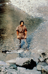 Sylvester Stallone - Промо стиль и постер к фильму "Rambo: First Blood (Рэмбо: Первая кровь)", 1982 (27хHQ) X0oYXrnN