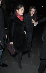 Salma Hayek - Salma Hayek and Penelope Cruz - at Scott's restaurant in London, England - February 11, 2015 (64xHQ) Z07MfZyq